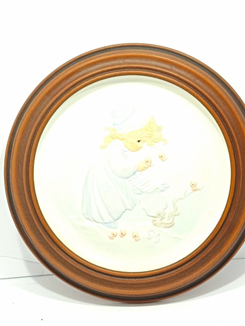 Precious Moments Four Seasons Winter's Song Limited Edition Plate 10in MPN 12130